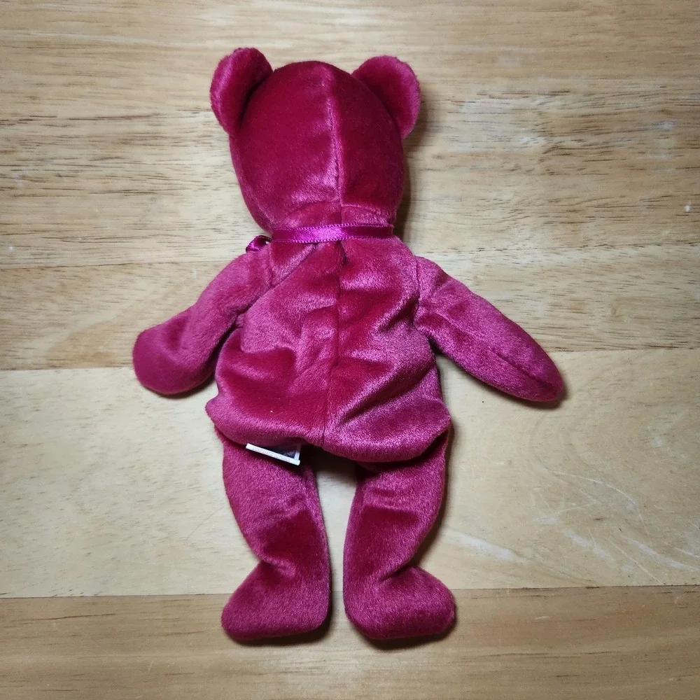 TY BEANIE BABY VALENTINA BEAR No Tag Heart valentine